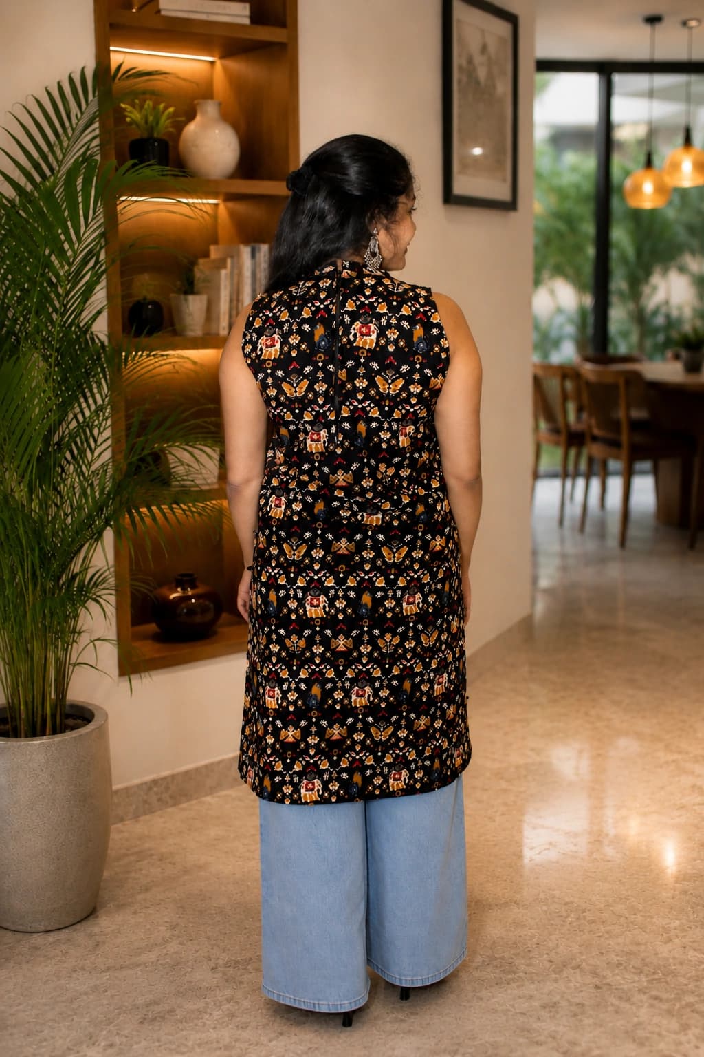 modern_portrait_backview_1024x1536.webp